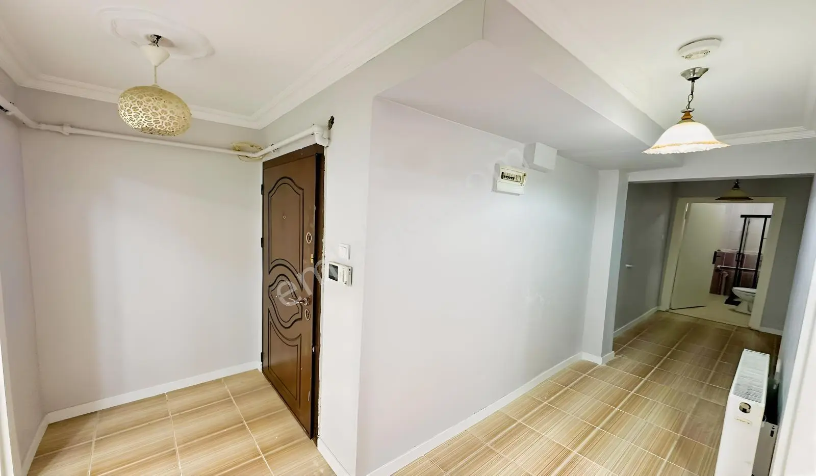Bademlik Cadde Yakını Giriş Kat Konumunda Asansörlü Full Yapılı — fotoğraf 25