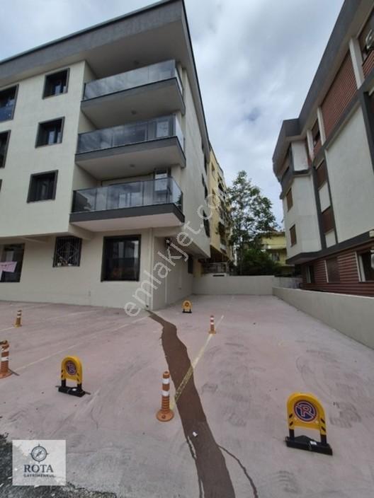 Rota Emlaktan Buca Akıncılar Mah Asansörlü 1+1 Satılık Daire — fotoğraf 9