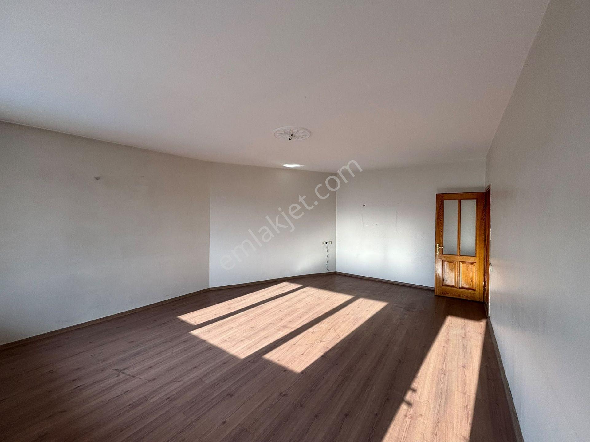Kerkük Cadde Cephe Asya Lahmacun Üstü Güvenilir Sitesi Satılık Ara Kat 4+1 Oturuma Hazır Bakımlı — fotoğraf 10