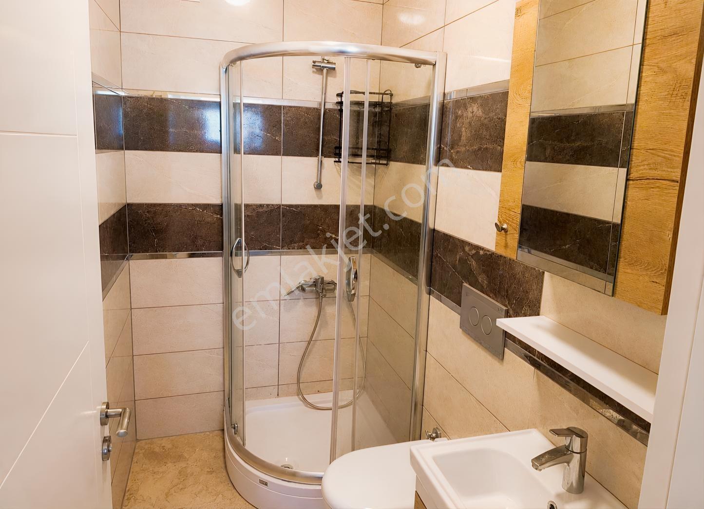 Cb Mark'tan Başiskele'de Satılık Site İçi 2+1 Ara Kat Daire — fotoğraf 12