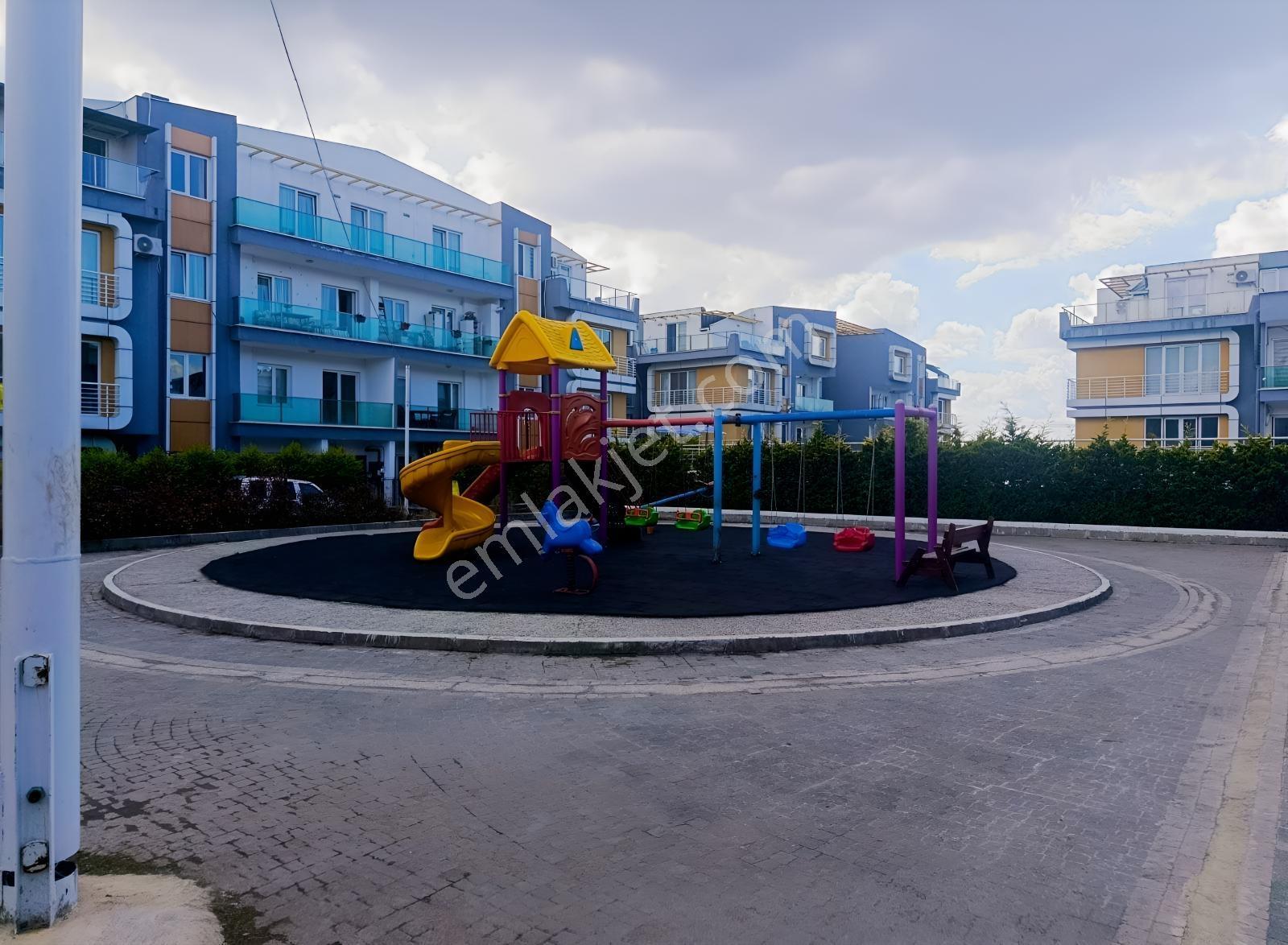Cb Mark'tan Başiskele'de Satılık Site İçi 2+1 Ara Kat Daire — fotoğraf 18