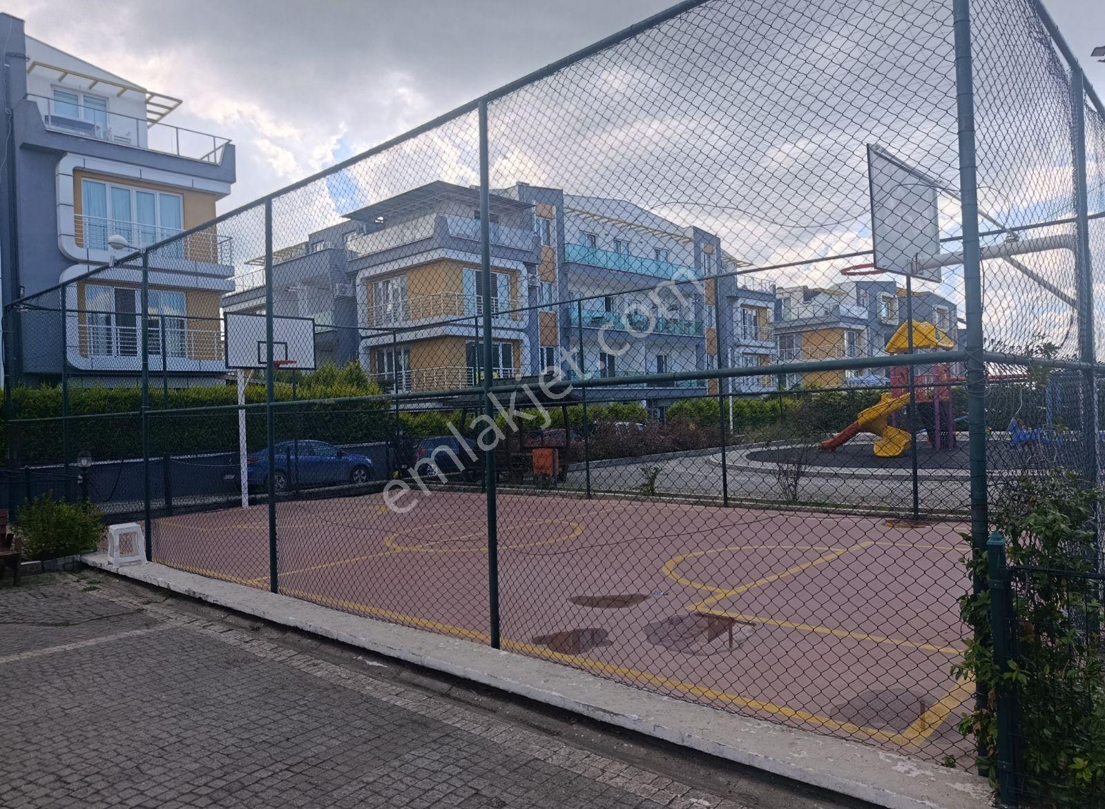 Cb Mark'tan Başiskele'de Satılık Site İçi 2+1 Ara Kat Daire — fotoğraf 19