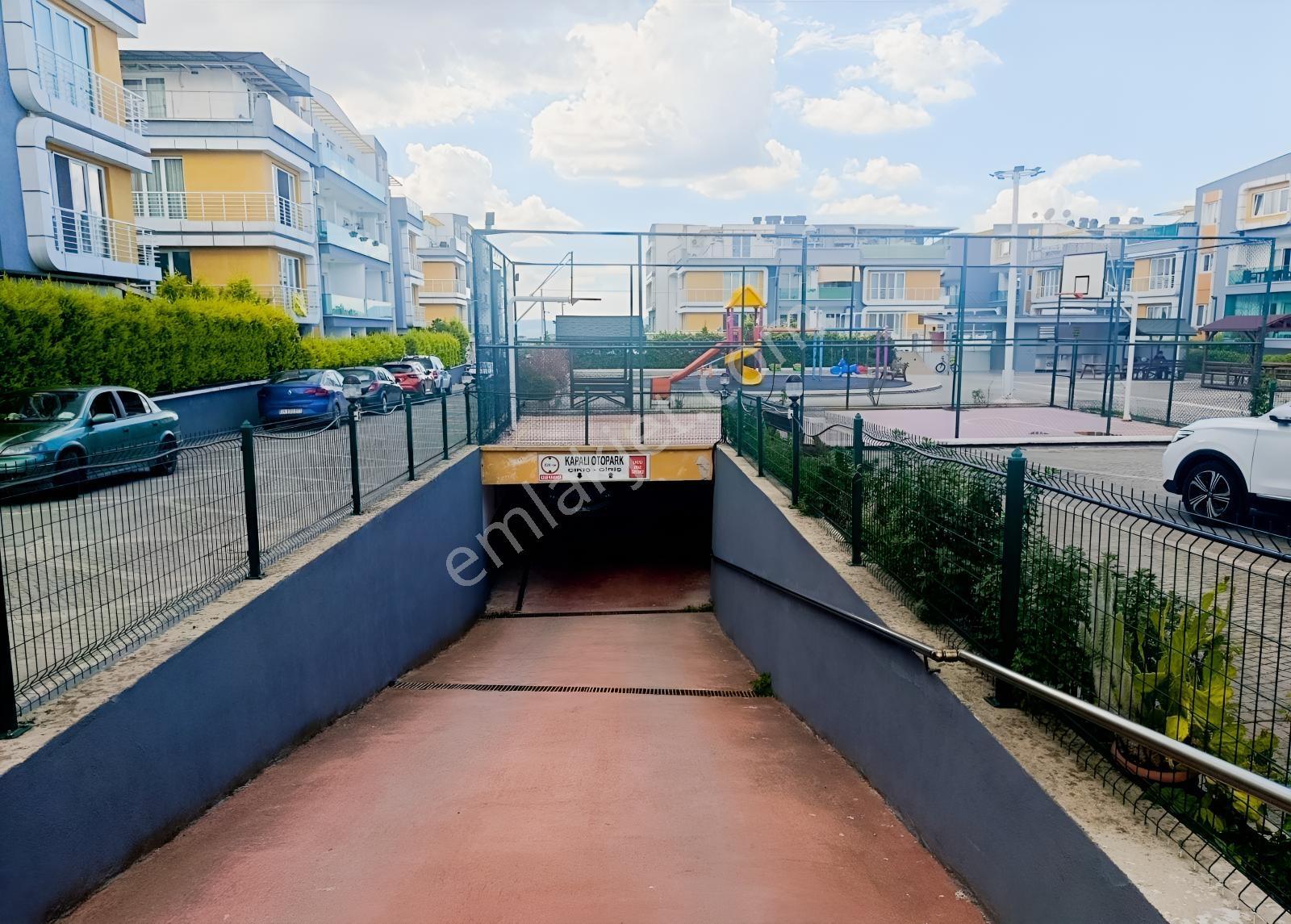 Cb Mark'tan Başiskele'de Satılık Site İçi 2+1 Ara Kat Daire — fotoğraf 20