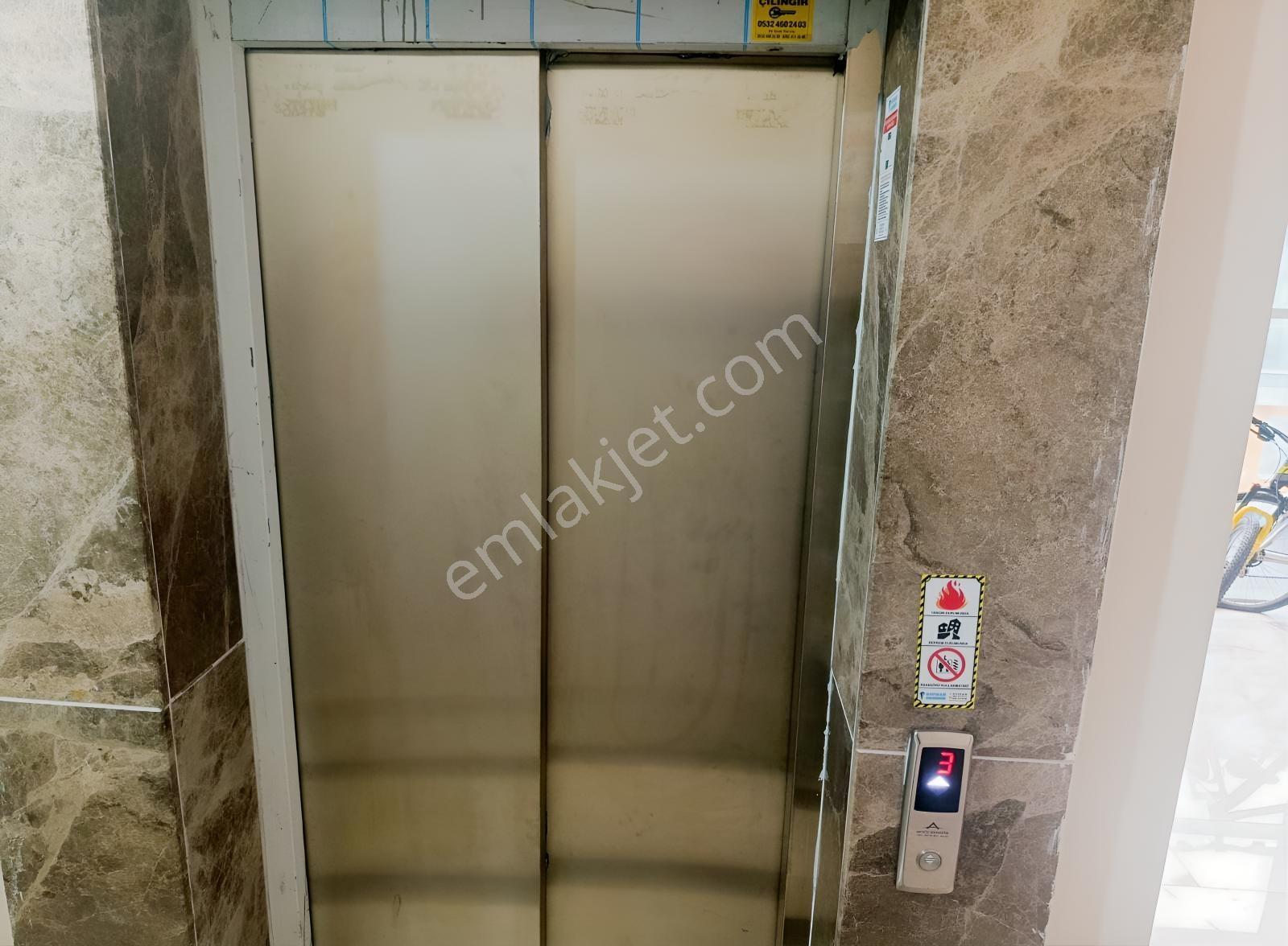 Cb Mark'tan Başiskele'de Satılık Site İçi 2+1 Ara Kat Daire — fotoğraf 24