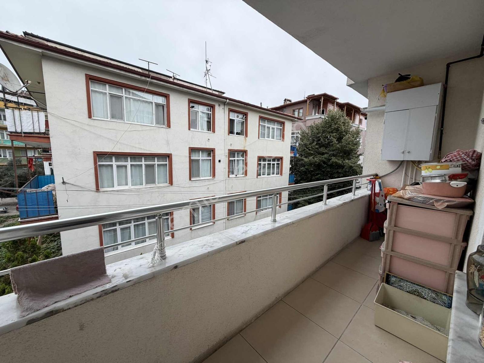 Gölcük Merkez Mh Donanma Yakını 3+1 Çatı Dubleks — fotoğraf 10