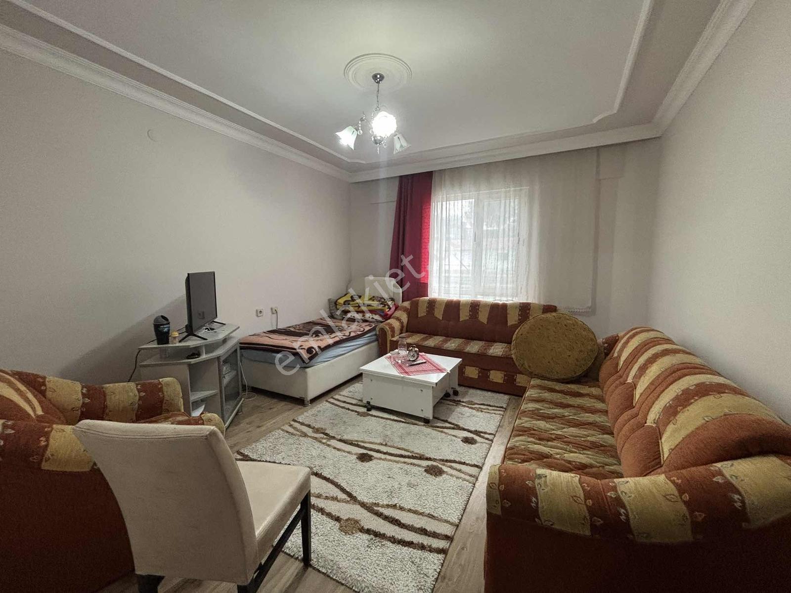 Mevlana Mah.de Satılık Mutfak Salon Ayrı 2+1 Fırsat Daire — fotoğraf 6