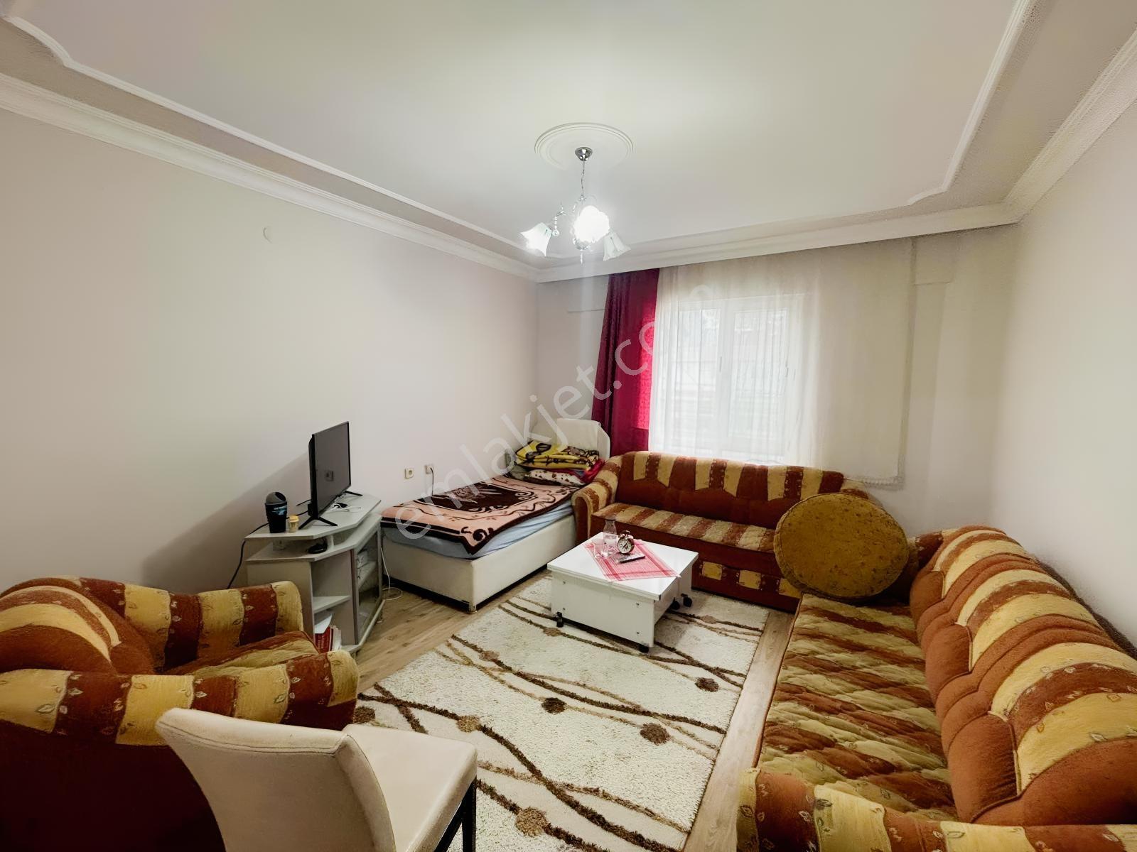 Mevlana Mah.de Satılık Mutfak Salon Ayrı 2+1 Fırsat Daire — fotoğraf 7
