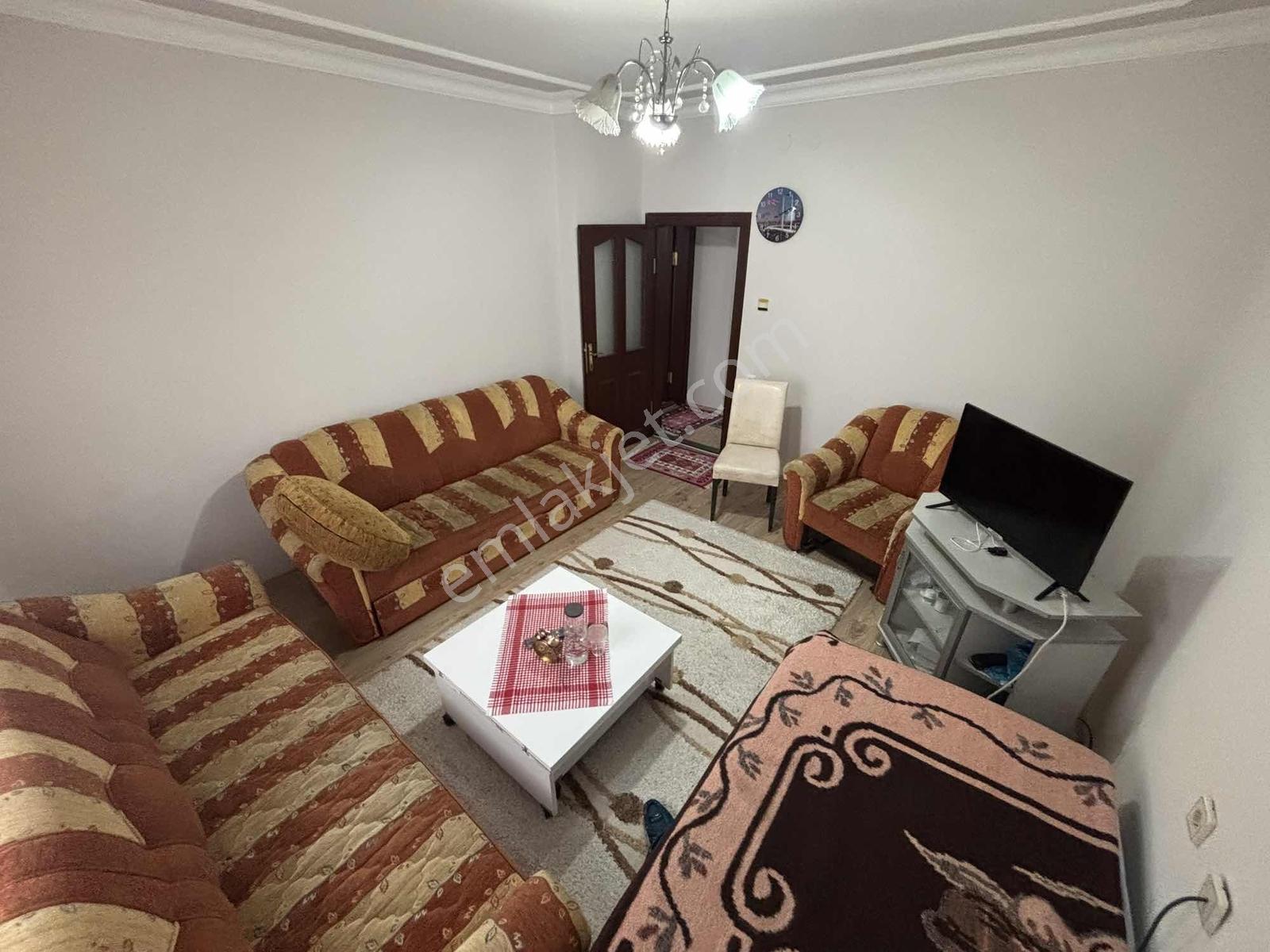 Mevlana Mah.de Satılık Mutfak Salon Ayrı 2+1 Fırsat Daire — fotoğraf 11