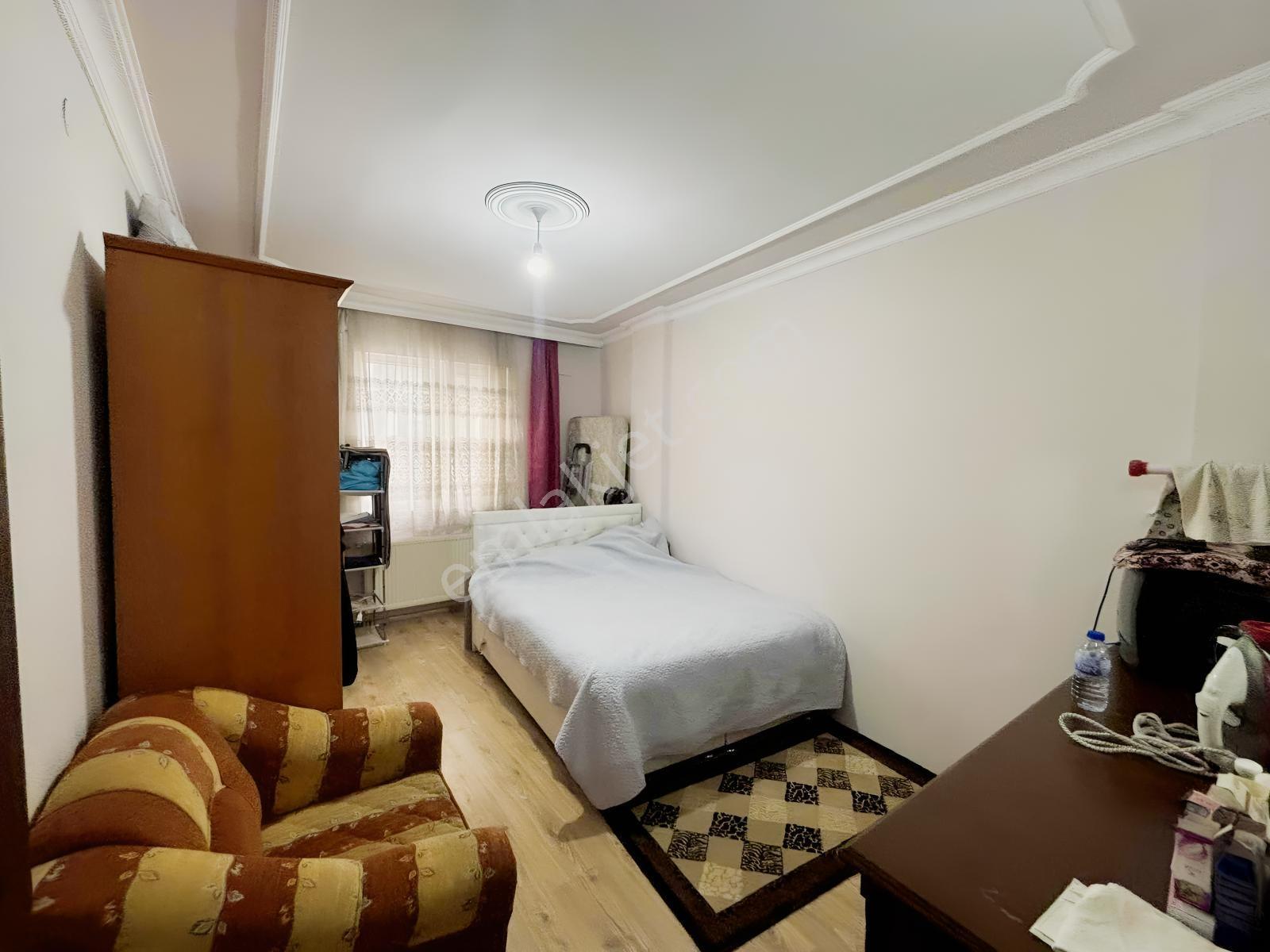 Mevlana Mah.de Satılık Mutfak Salon Ayrı 2+1 Fırsat Daire — fotoğraf 21