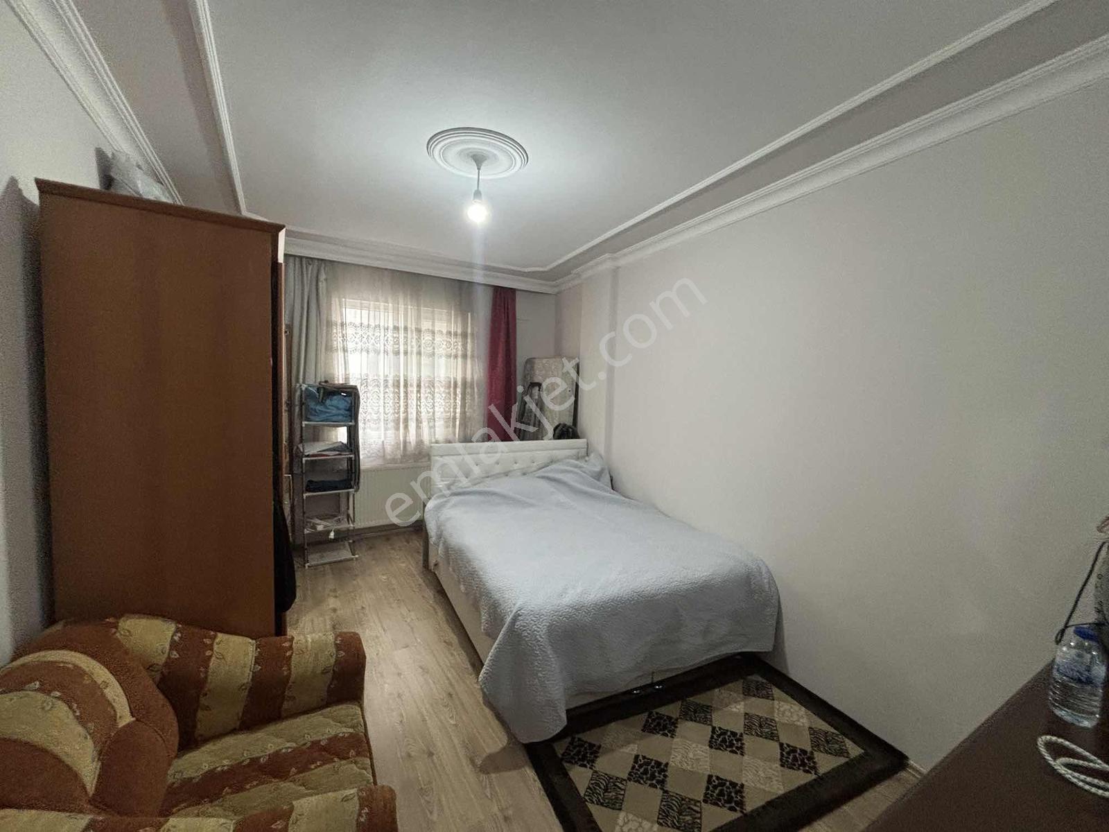 Mevlana Mah.de Satılık Mutfak Salon Ayrı 2+1 Fırsat Daire — fotoğraf 22
