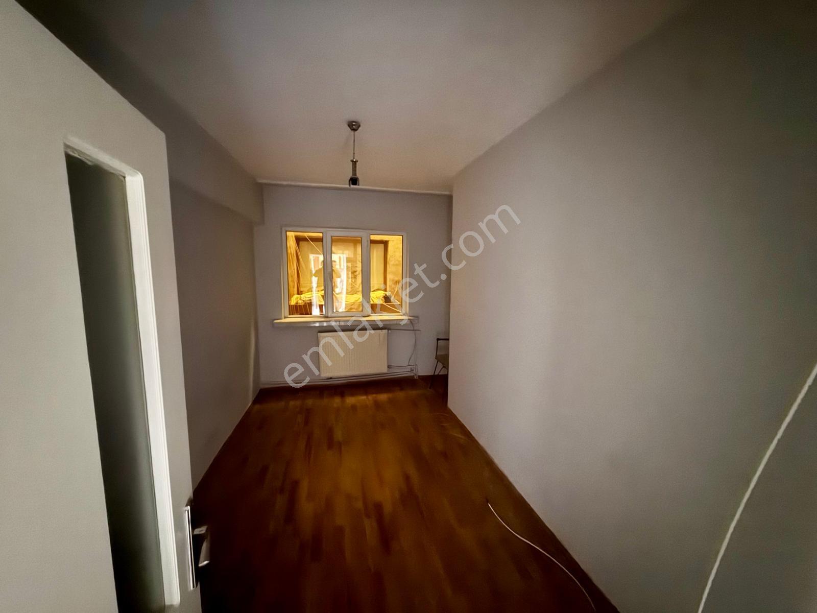 Yzg Den Seylap Caddesi Üzerinde Satılık Asansörlü 3+1 Daire — fotoğraf 15
