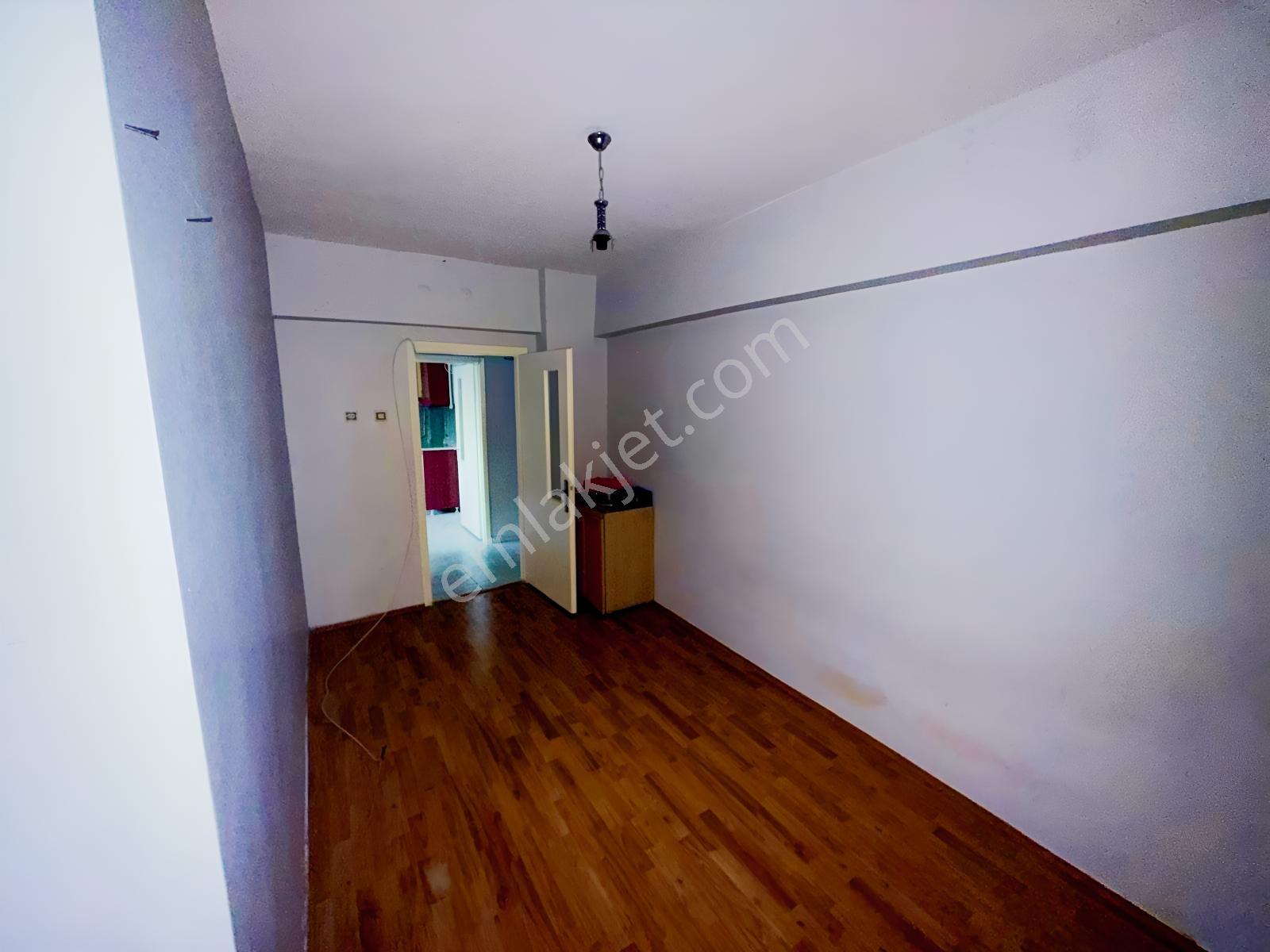 Yzg Den Seylap Caddesi Üzerinde Satılık Asansörlü 3+1 Daire — fotoğraf 17