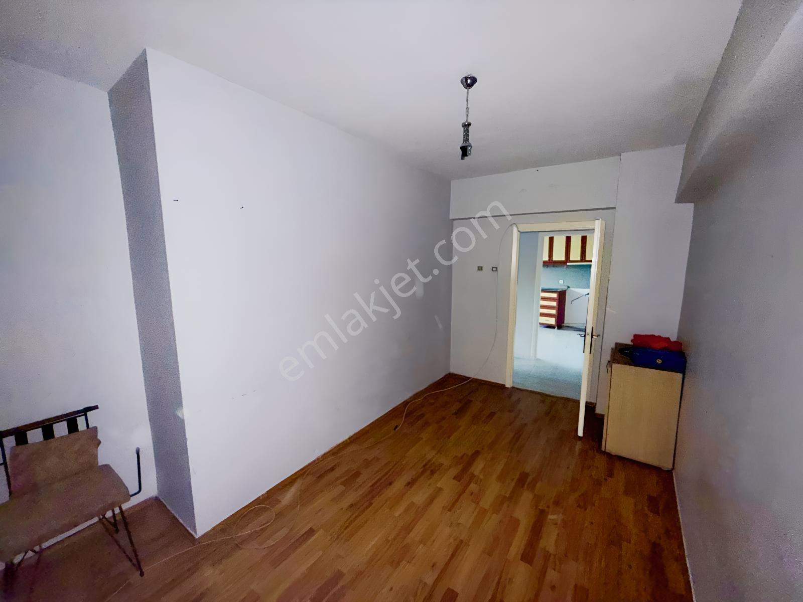 Yzg Den Seylap Caddesi Üzerinde Satılık Asansörlü 3+1 Daire — fotoğraf 18
