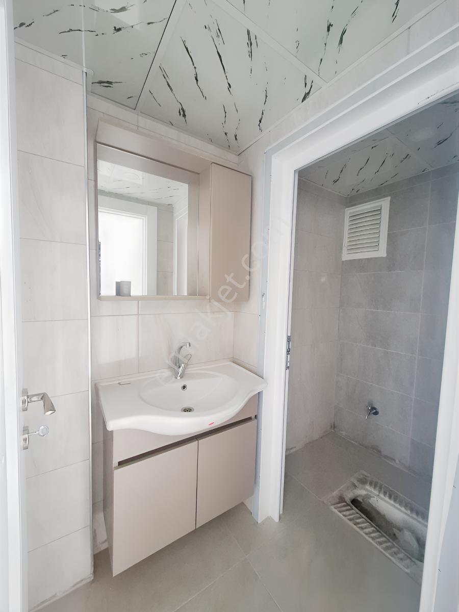 Abdullahpaşada Satılık 2+1 Daire — fotoğraf 6