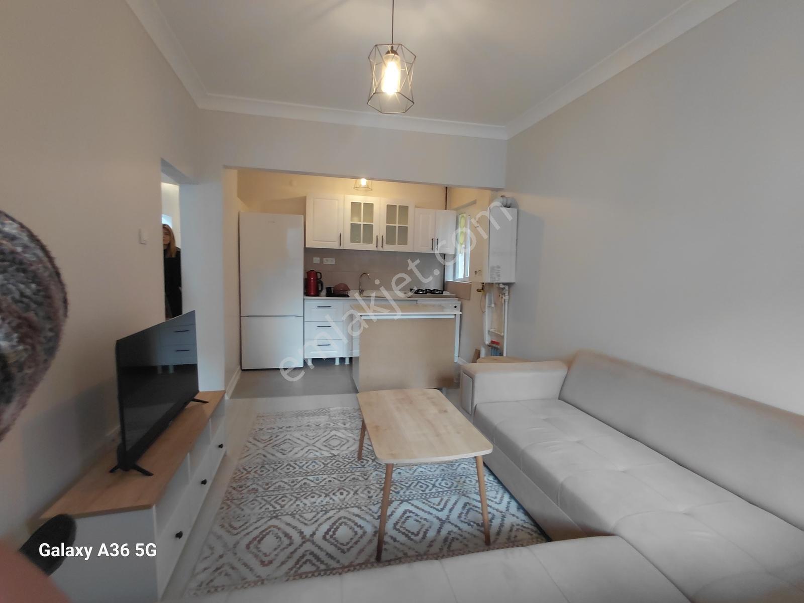 Cumhuriyet Gayrimenkulden Tunalı Yakını 2+1 Full Eşyalı — fotoğraf 3