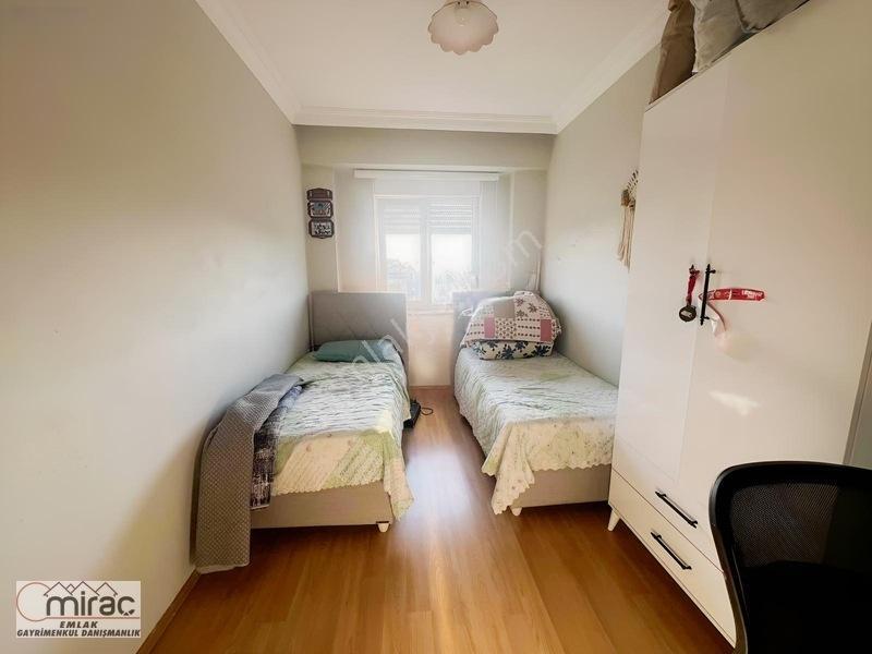 Sarılar Mahallesi Köşe Başında 2+1 Geniş Ve Ferah Daire — fotoğraf 13