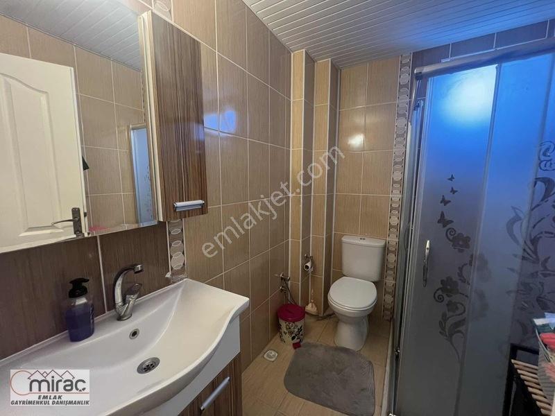 Sarılar Mahallesi Köşe Başında 2+1 Geniş Ve Ferah Daire — fotoğraf 21