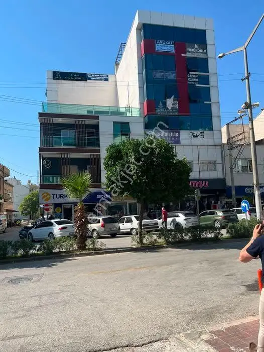 Mukaddem Mahallesi 2+1 Kiracılı Satılık Daire