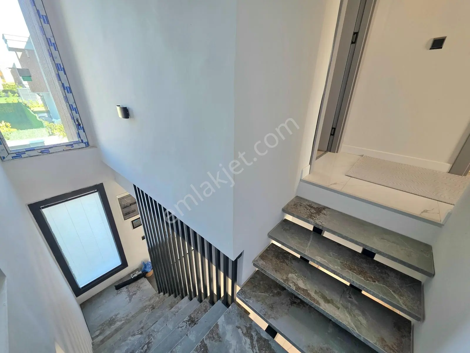 Kuşadası Davutlarda 3+1 Sıfır Satılık Villalar — fotoğraf 24