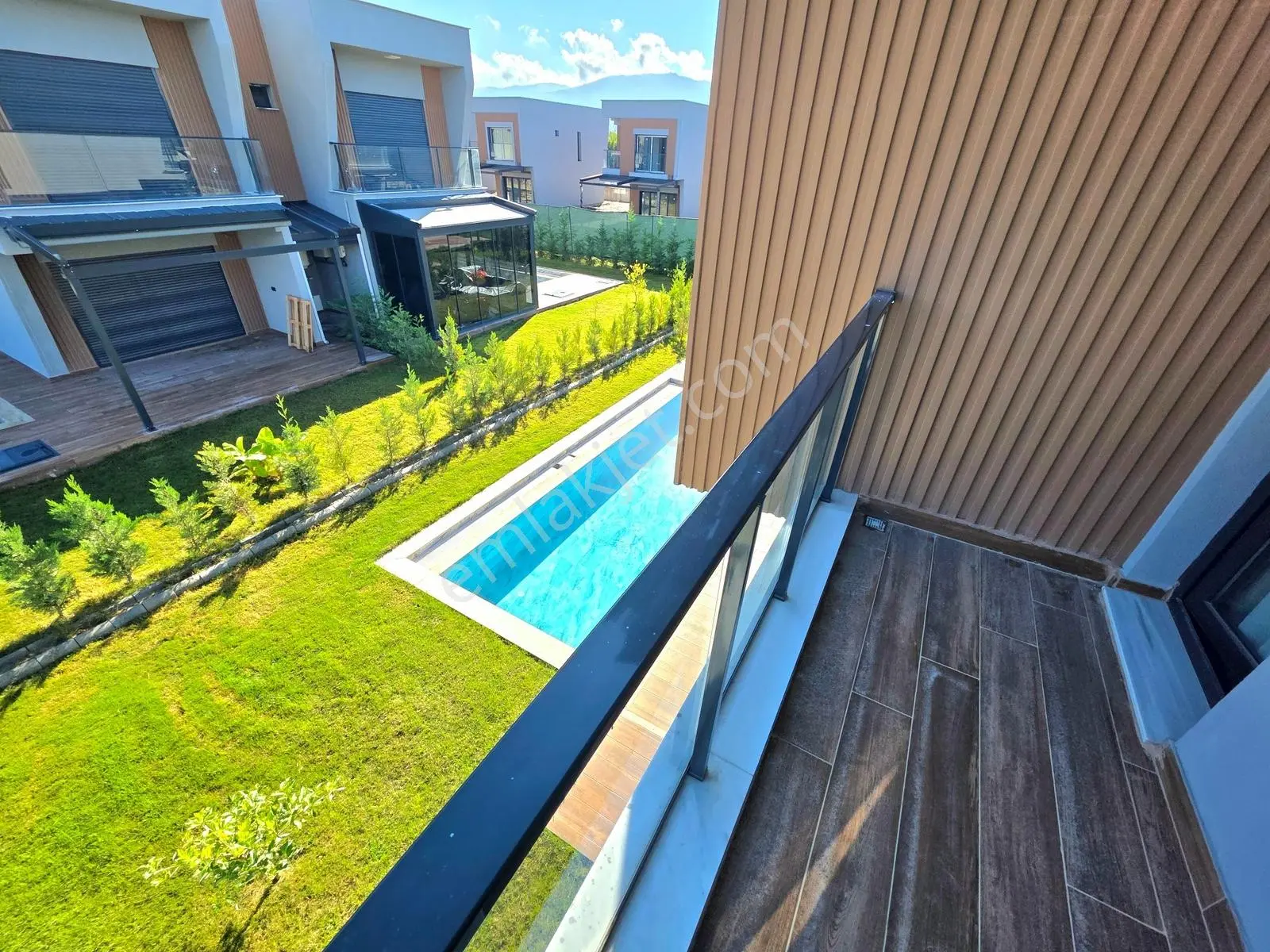 Kuşadası Davutlarda 3+1 Sıfır Satılık Villalar — fotoğraf 29