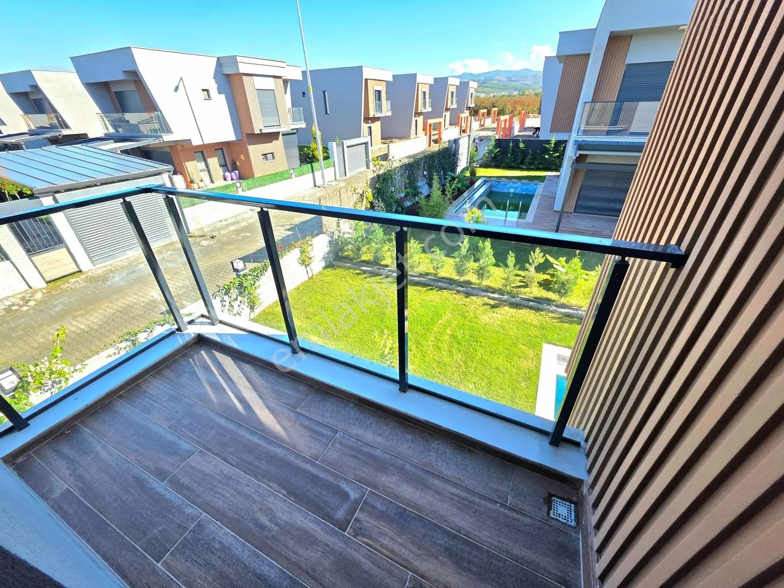 Kuşadası Davutlarda 3+1 Sıfır Satılık Villalar — fotoğraf 30