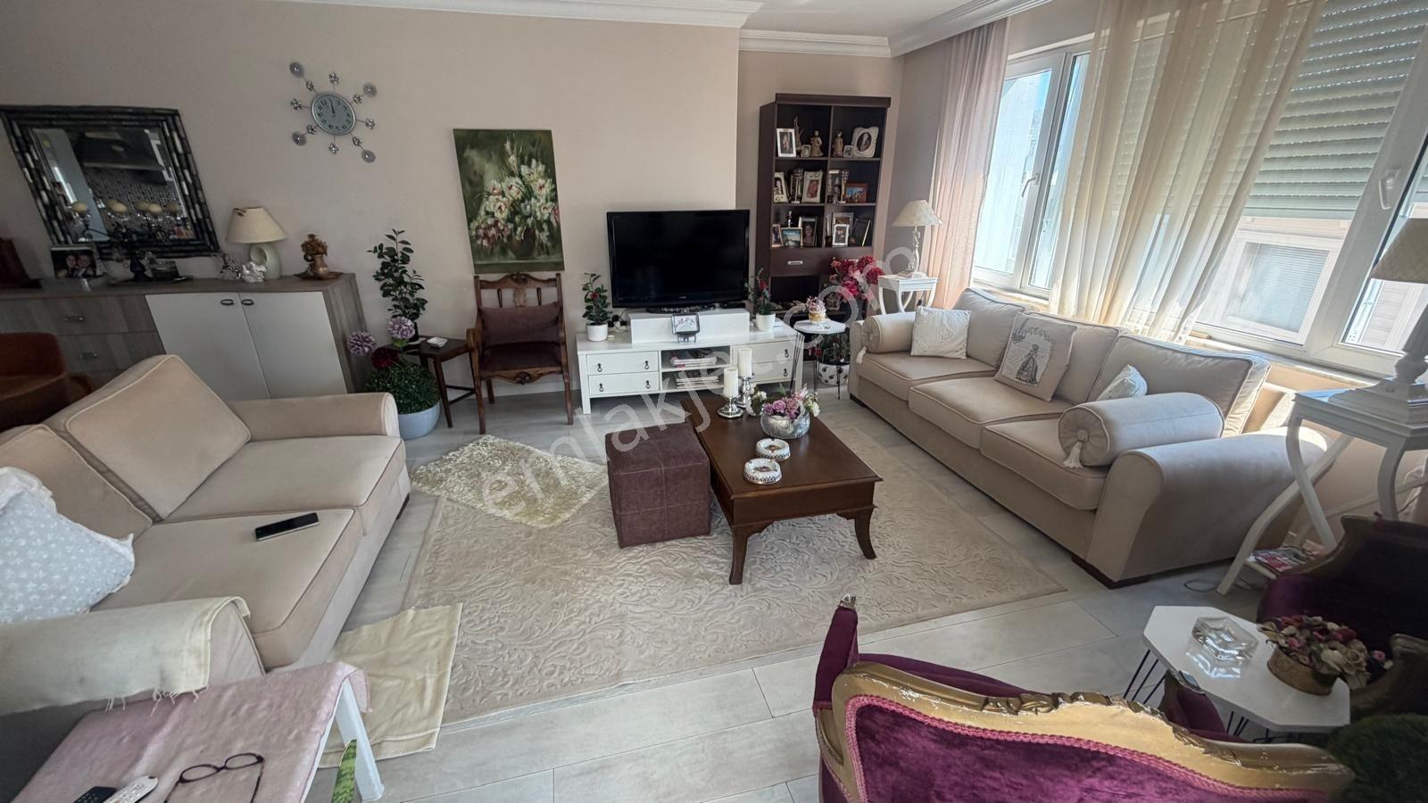Liman Mah. Fore Kazık Sistemli, Havuzlu Site Full Eşyalı 125m² — fotoğraf 3