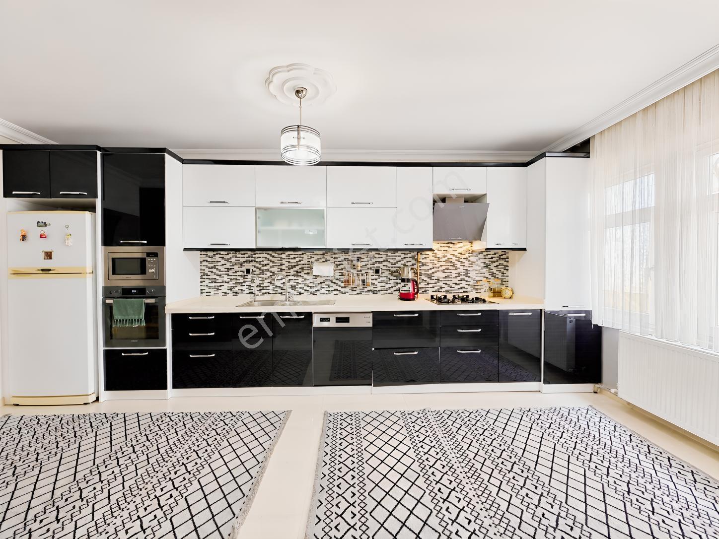 ╣garanti Emlak'tan - Merkez'de - 275 M² - 4+1 - Ultra Lüks Daire — fotoğraf 6