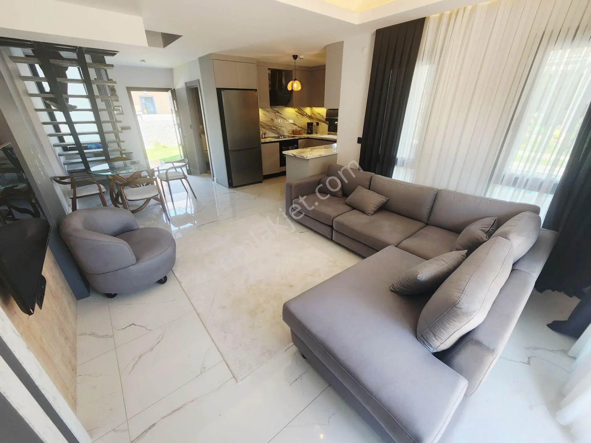 Kuşadası Davutlar %50 Vadeli Projeden Denize Çok Yakın Villalar — fotoğraf 10