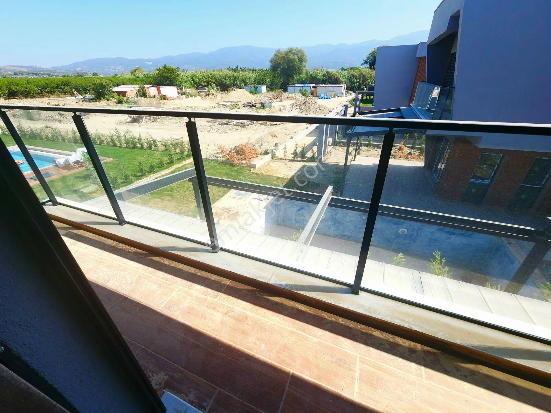 Kuşadası Davutlar %50 Vadeli Projeden Denize Çok Yakın Villalar — fotoğraf 32