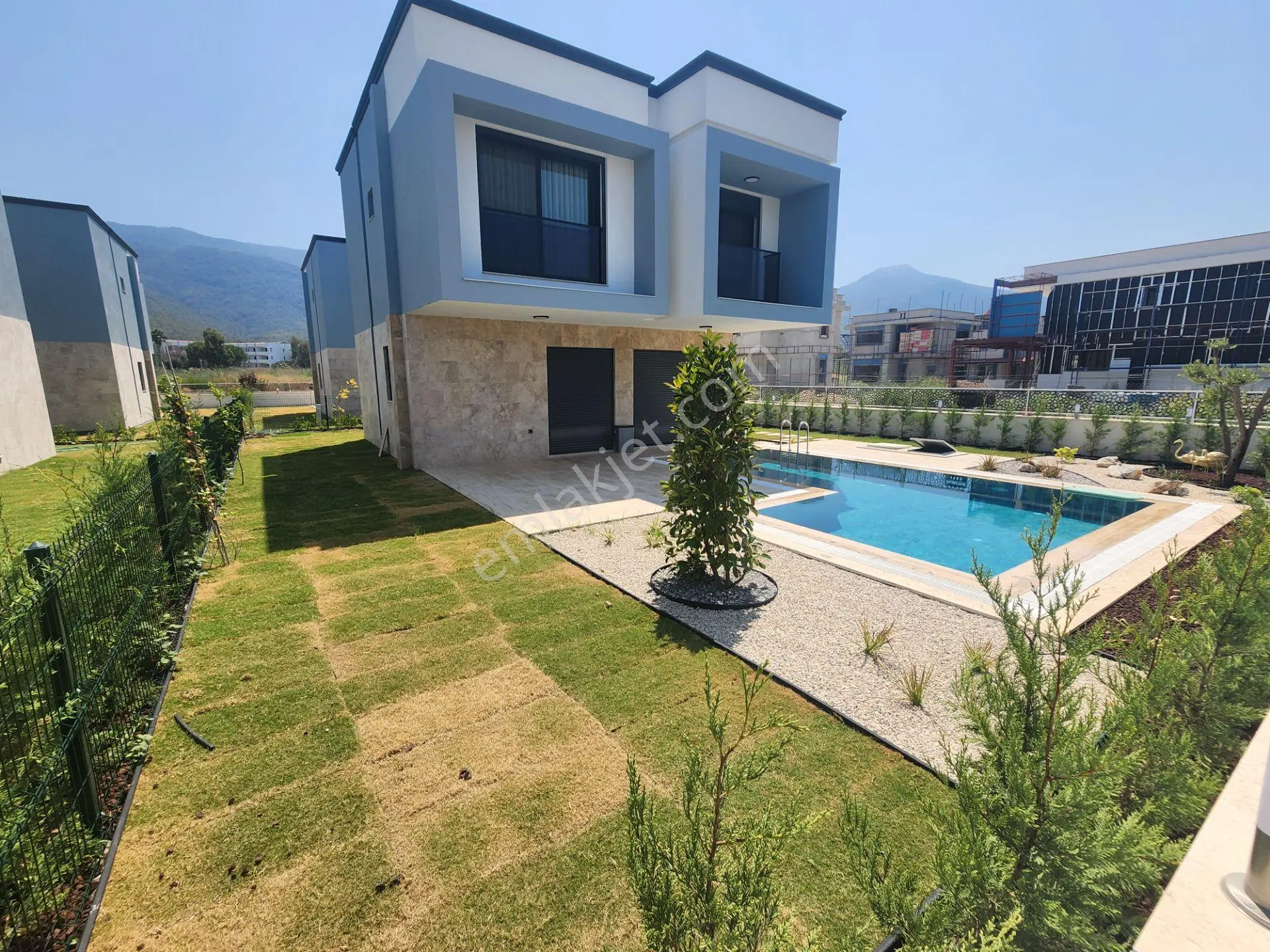 Güzelçamlı Satılık Plaj'a 250 Metre Müstakil Villa — fotoğraf 3