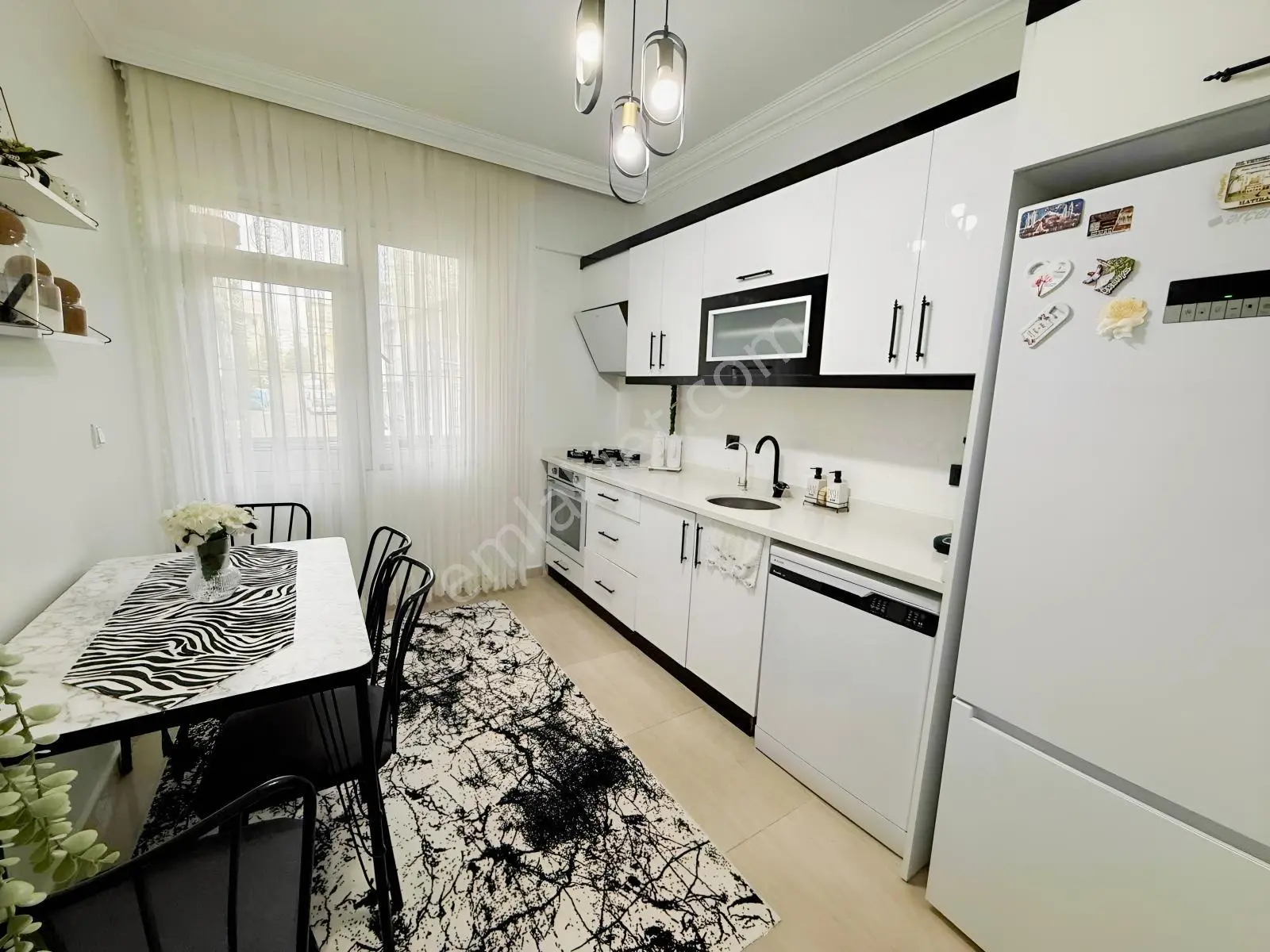 Güneş Mahallesi Krediye Uygun Kapalı Otoparklı 2+1 Satılık Daire — fotoğraf 4