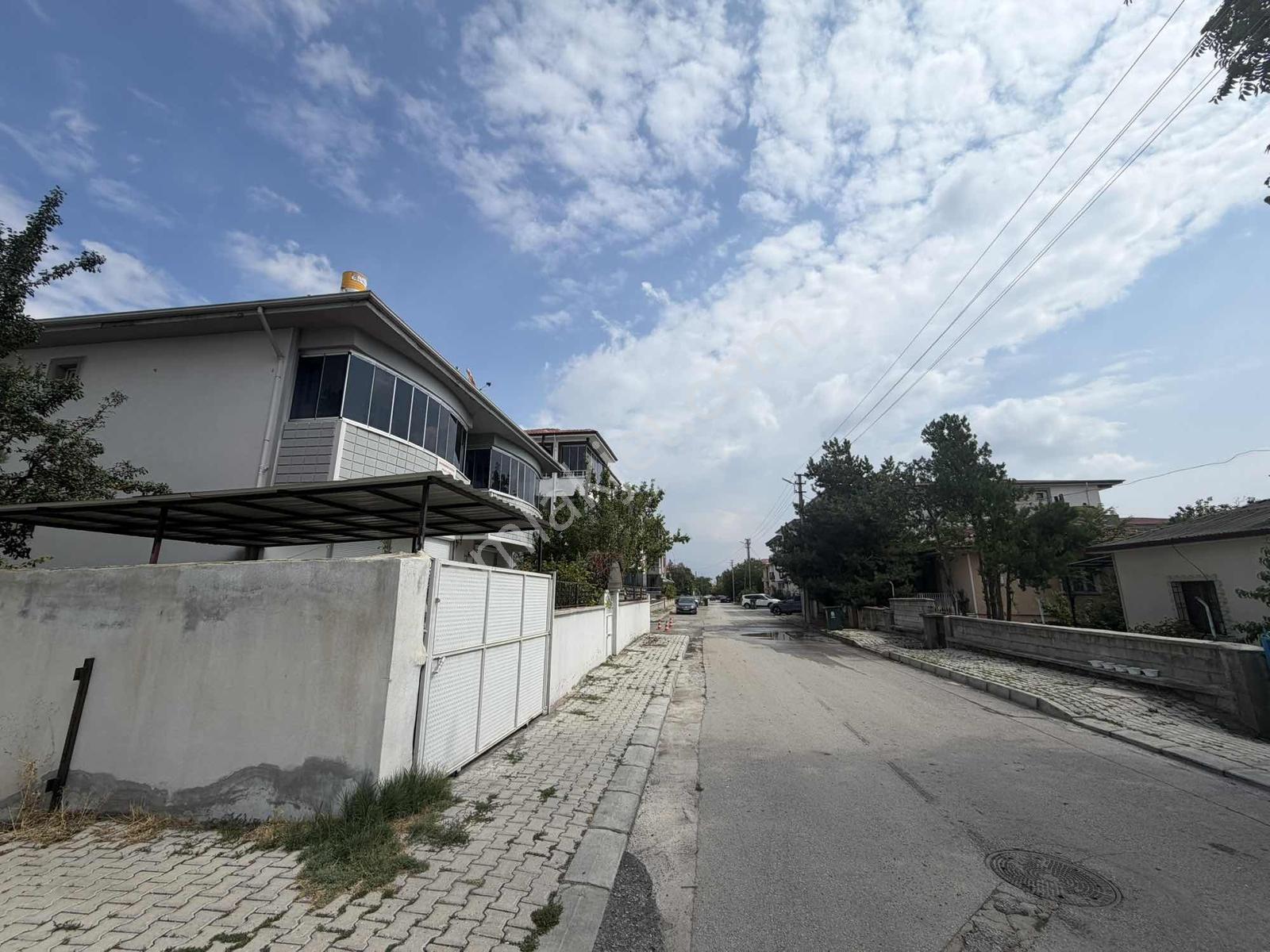 Remax Dem'den İnönü Mahallesinde Satılık 3+1 Daire — fotoğraf 4