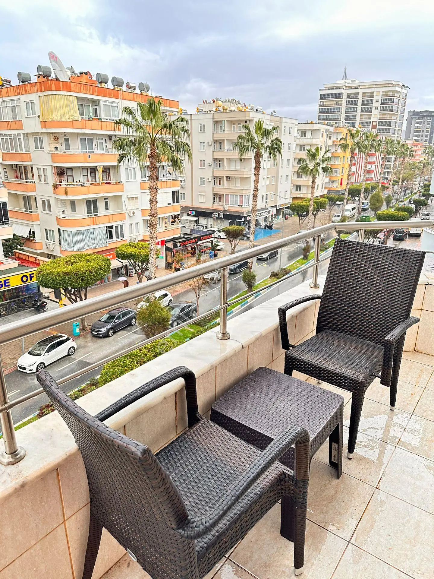 Alanya Mahmutlar'da Denize 150 M Sahile Geçişli Sitede Eşyalı 2+1 — fotoğraf 16
