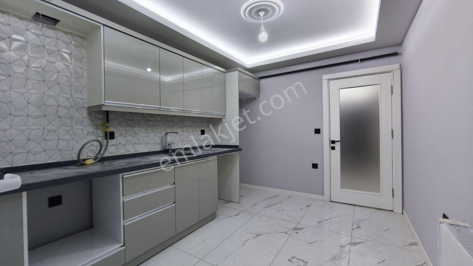 Truva/nazım Demirci'den Ataken Bulvara Cephe Satılık 3+1 Daire — fotoğraf 6