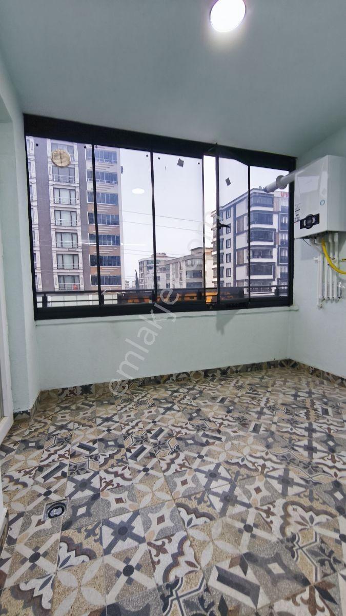 Truva/nazım Demirci'den Ataken Bulvara Cephe Satılık 3+1 Daire — fotoğraf 7