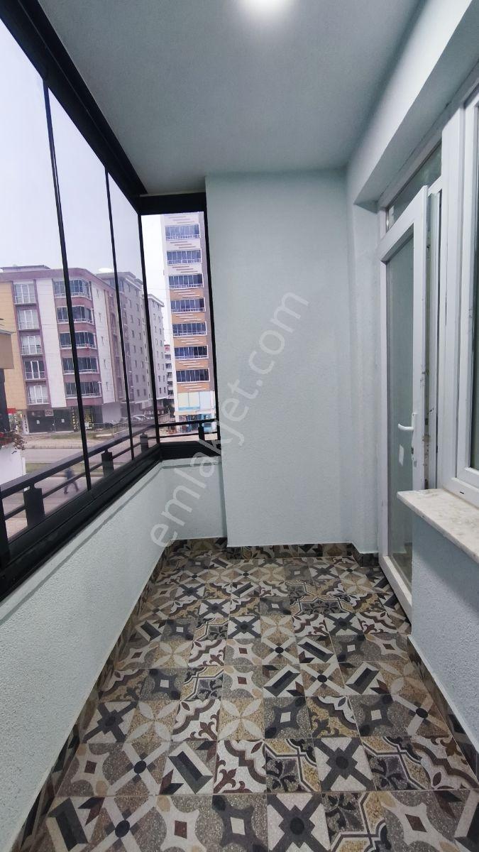 Truva/nazım Demirci'den Ataken Bulvara Cephe Satılık 3+1 Daire — fotoğraf 9