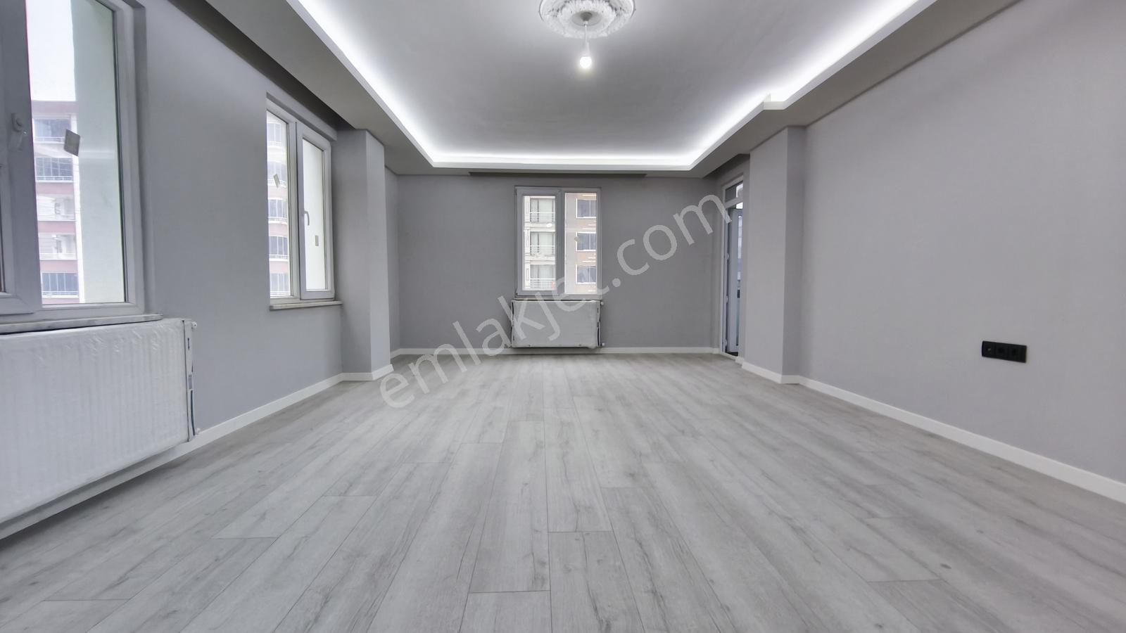 Truva/nazım Demirci'den Ataken Bulvara Cephe Satılık 3+1 Daire — fotoğraf 19