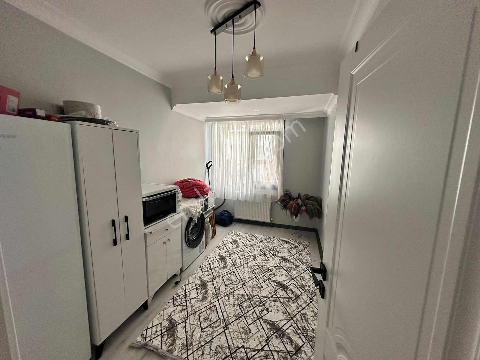 3 + 1 Satılık İskanlı Kat Mülkiyetli 120m2 Ara Kat Lüks Ön Cephe — fotoğraf 6