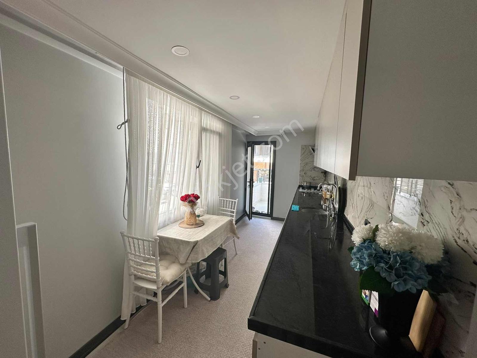 3 + 1 Satılık İskanlı Kat Mülkiyetli 120m2 Ara Kat Lüks Ön Cephe — fotoğraf 11