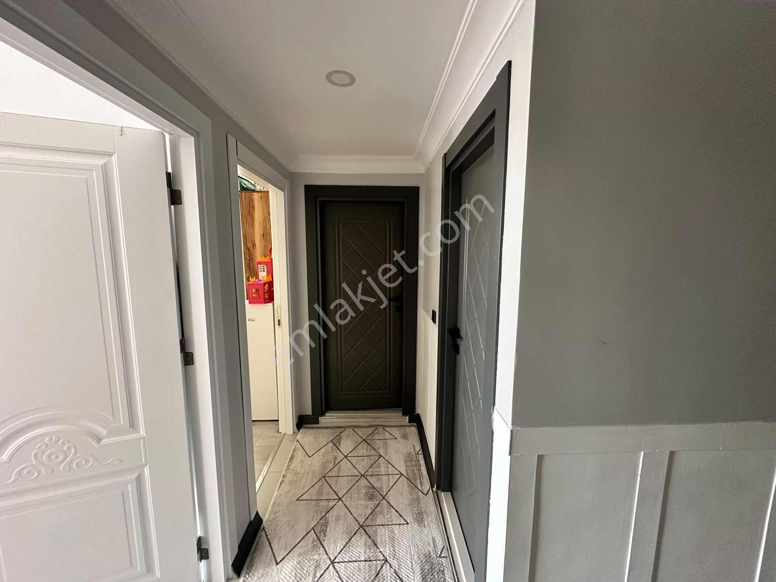 3 + 1 Satılık İskanlı Kat Mülkiyetli 120m2 Ara Kat Lüks Ön Cephe — fotoğraf 16