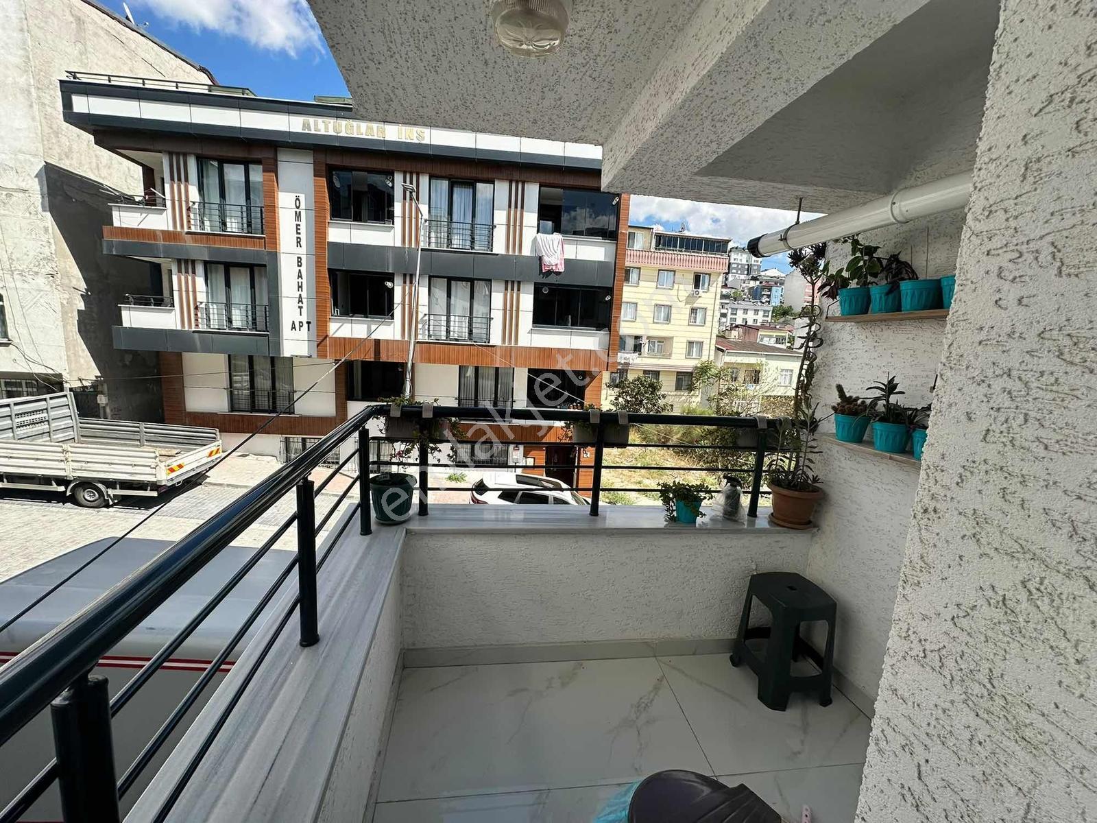 3 + 1 Satılık İskanlı Kat Mülkiyetli 120m2 Ara Kat Lüks Ön Cephe — fotoğraf 20