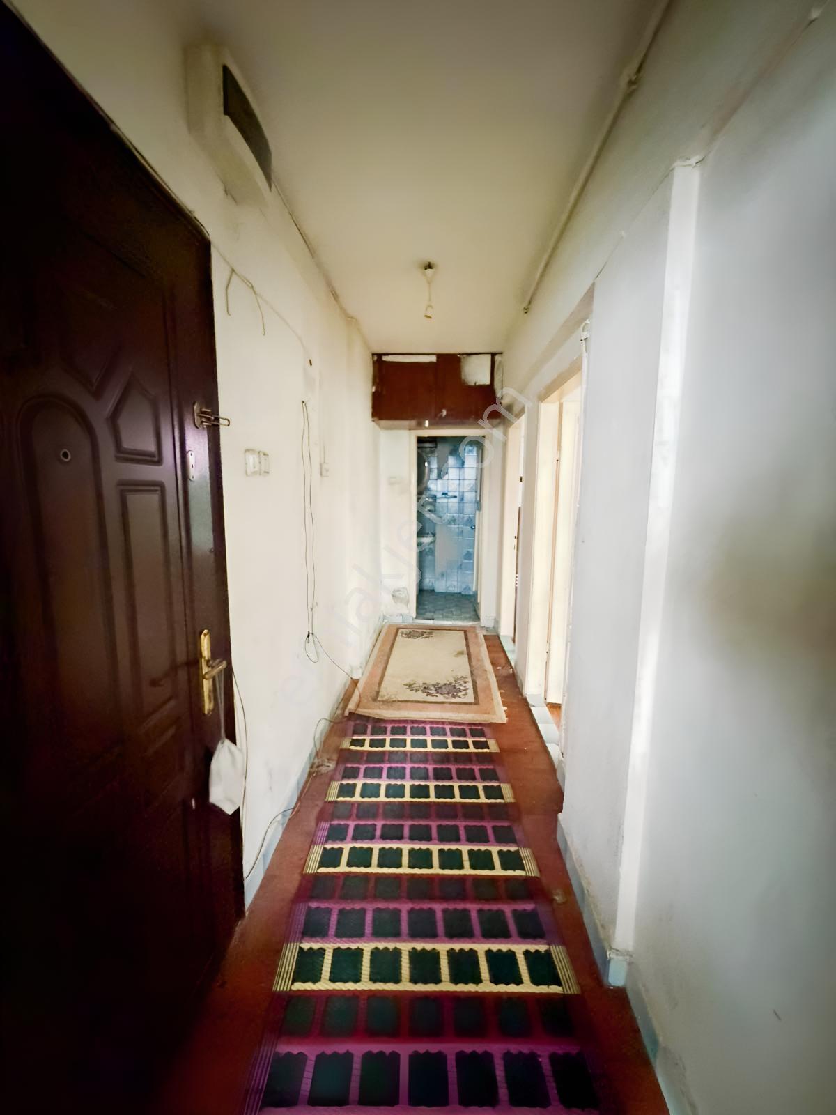 Bahçeli Metroya Yakın Kat Mülkiyetli 2+1 Satılık Daire — fotoğraf 9