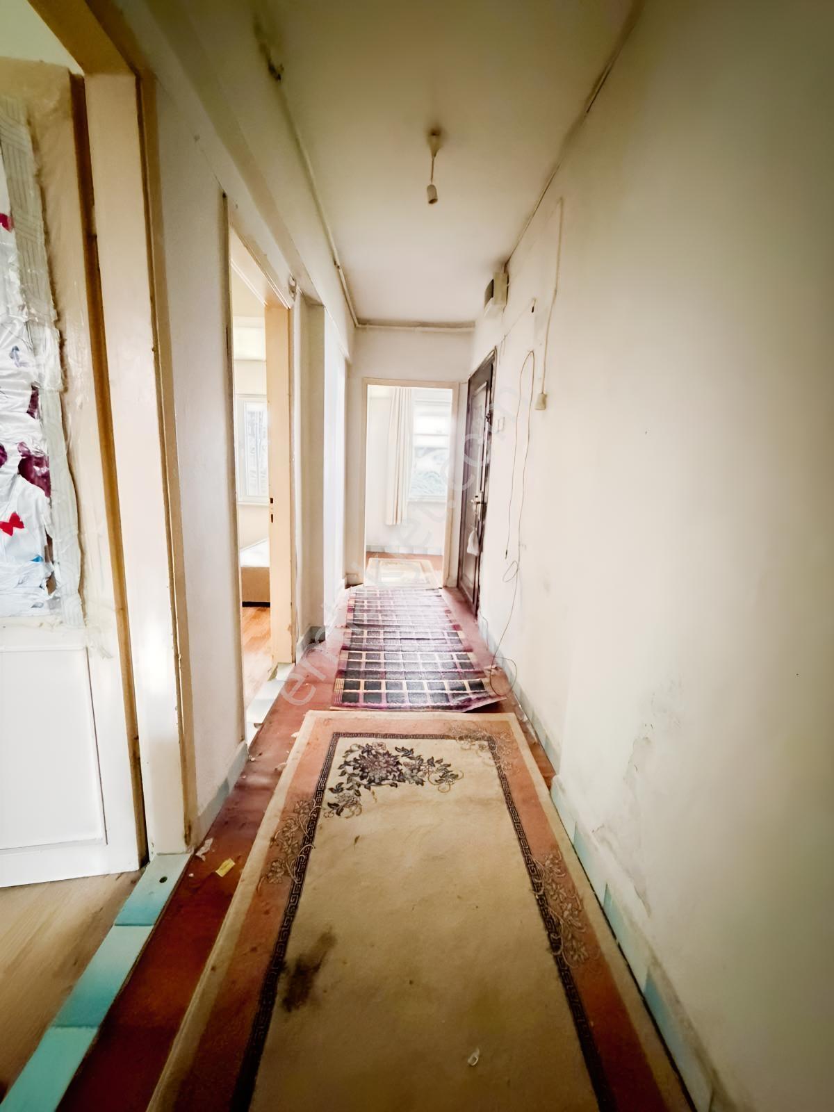Bahçeli Metroya Yakın Kat Mülkiyetli 2+1 Satılık Daire — fotoğraf 11