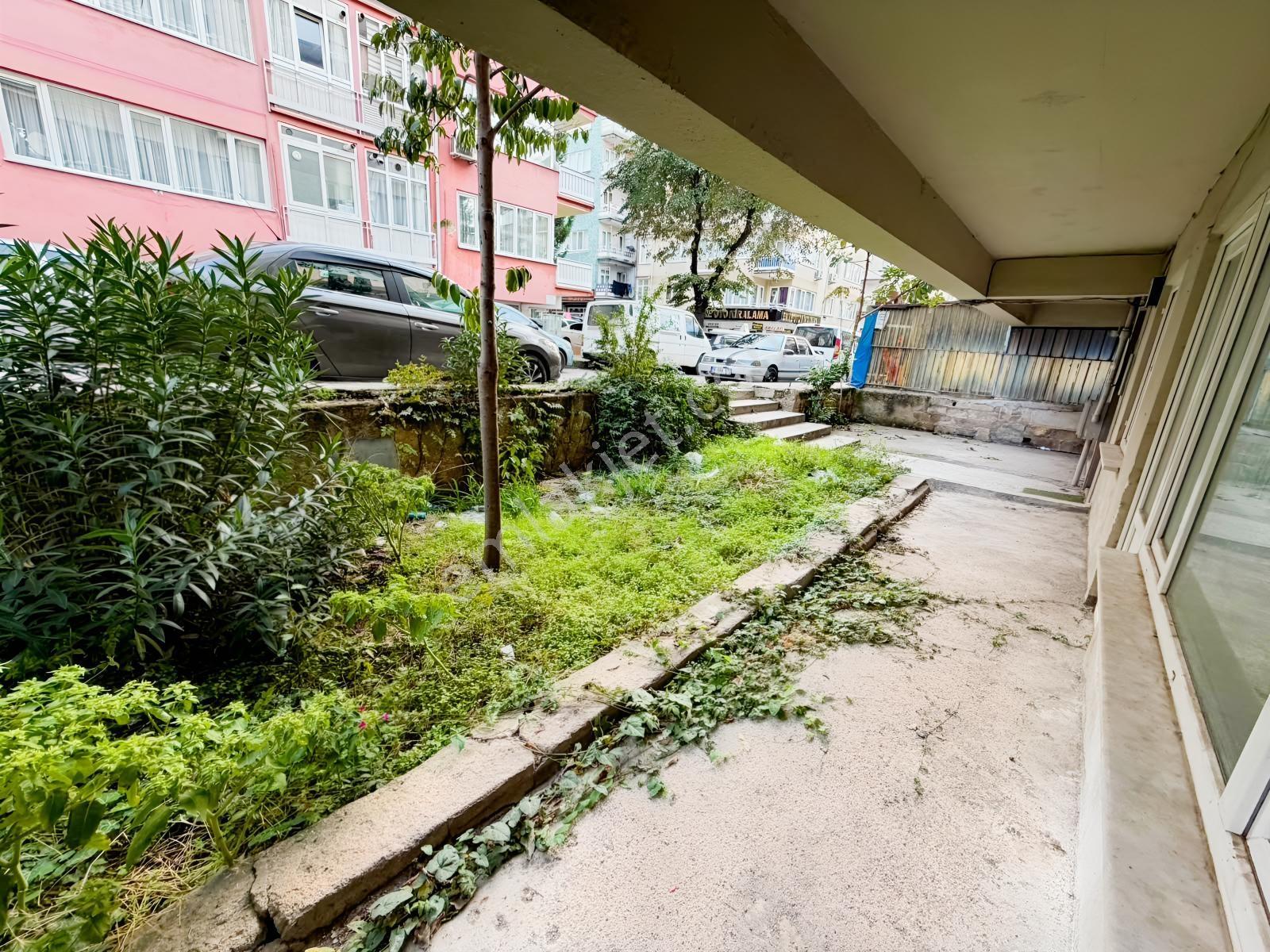 Bahçeli Metroya Yakın Kat Mülkiyetli 2+1 Satılık Daire — fotoğraf 15