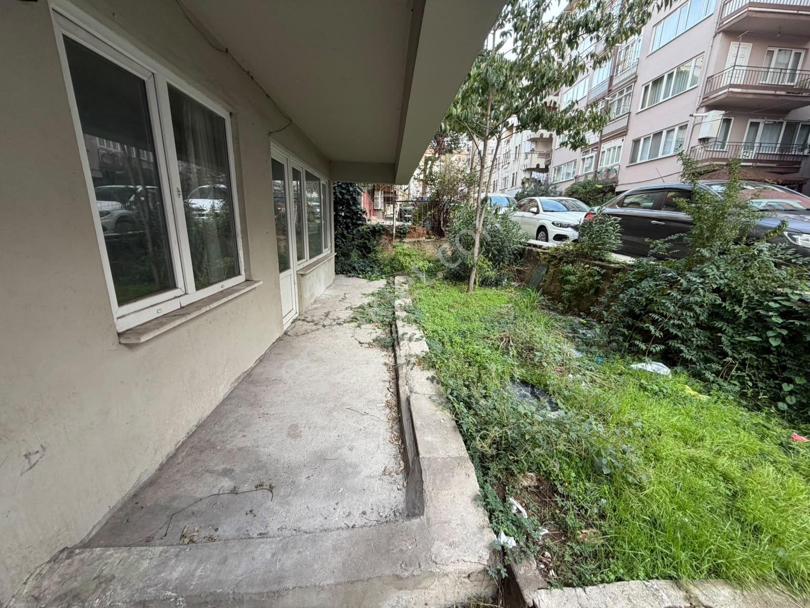 Bahçeli Metroya Yakın Kat Mülkiyetli 2+1 Satılık Daire — fotoğraf 16