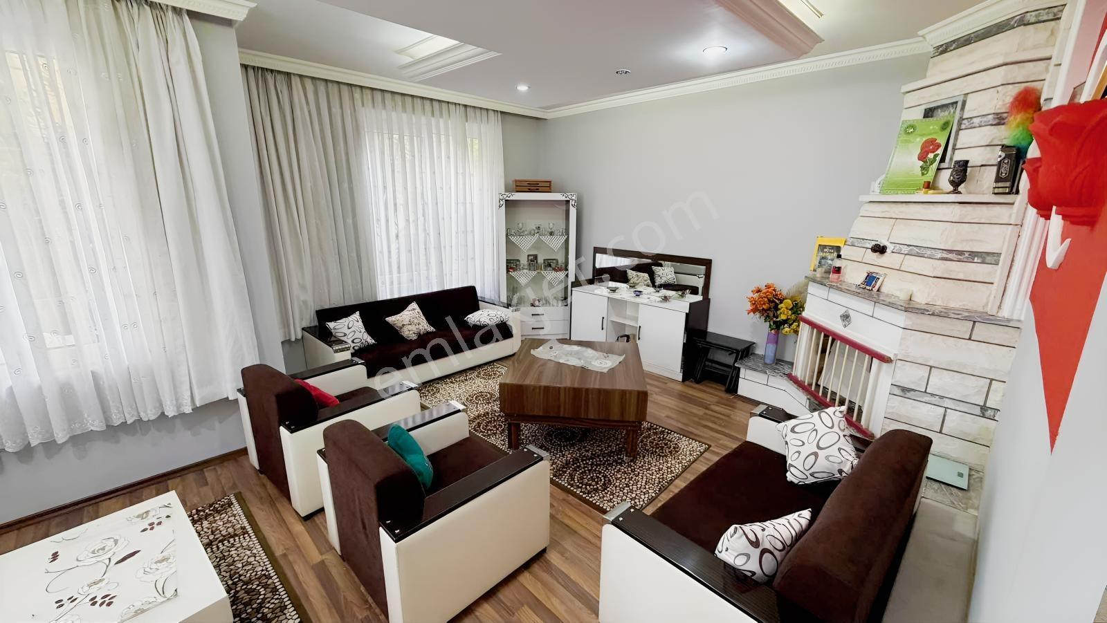 Varsak Altıayakta Havuzlu Sitede 5+1 Tripleks Villa! — fotoğraf 5