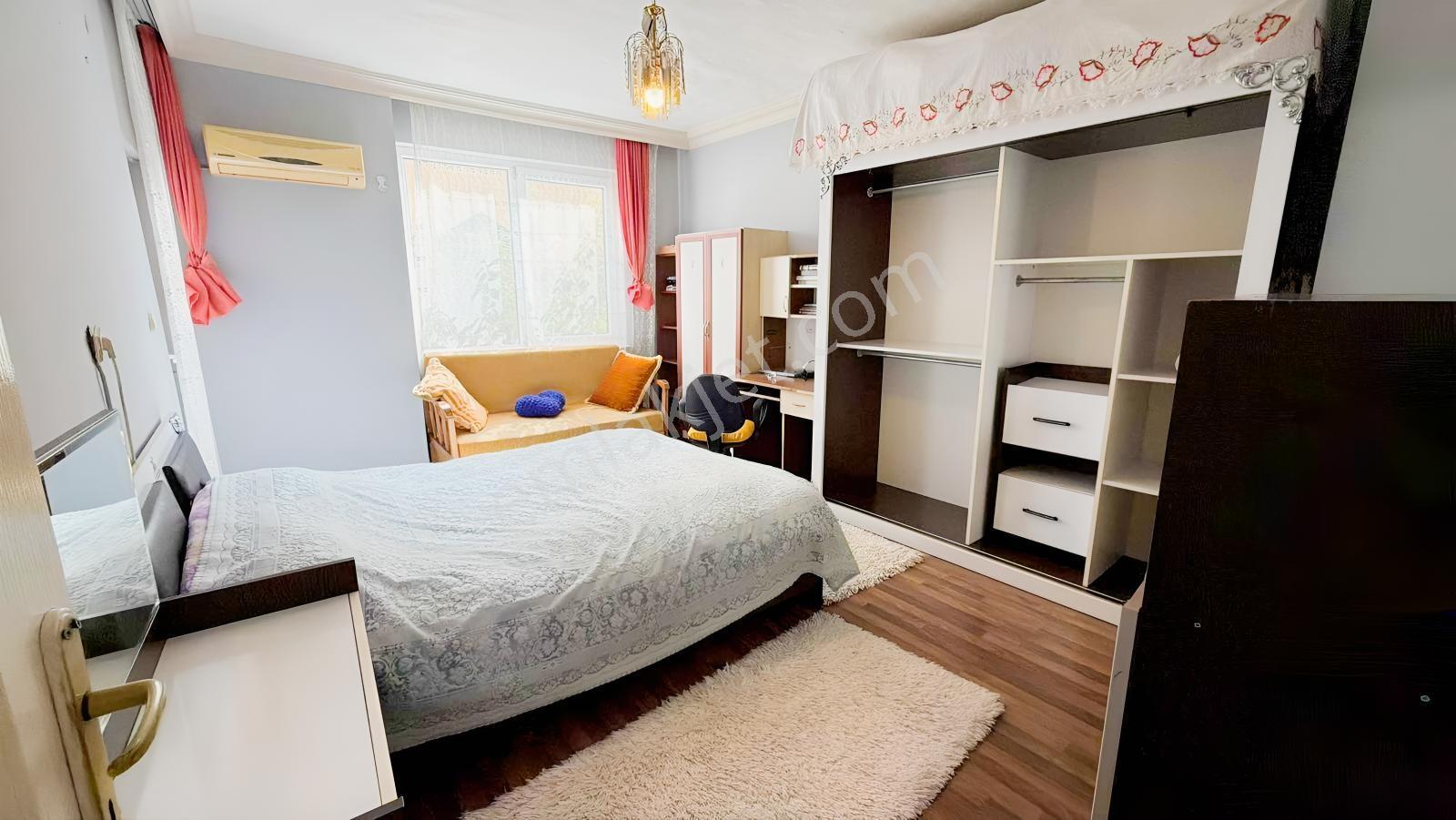 Varsak Altıayakta Havuzlu Sitede 5+1 Tripleks Villa! — fotoğraf 9