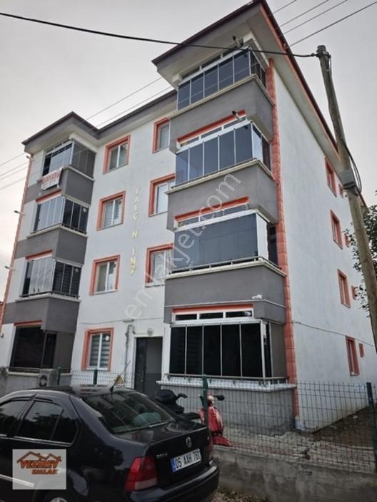 Vezirev Emlaktan Suluova Yeni Mh 2+1 Satılık Daire — fotoğraf 4