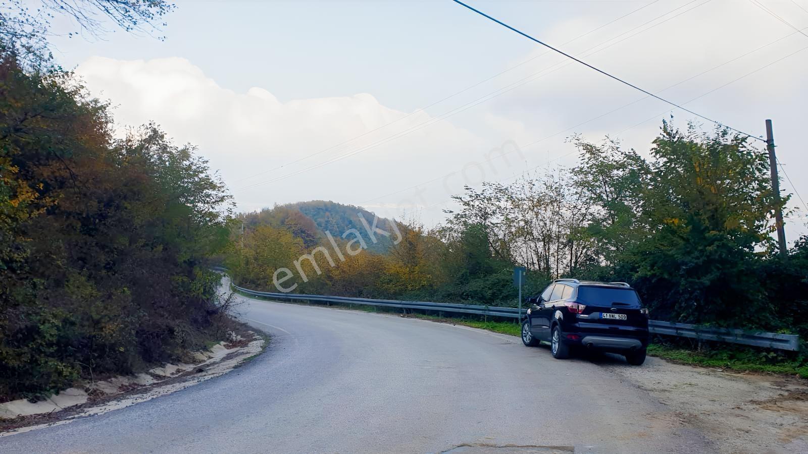Karamürsel Ereğlide Deniz Manzaralı Satılık Tarla — fotoğraf 2