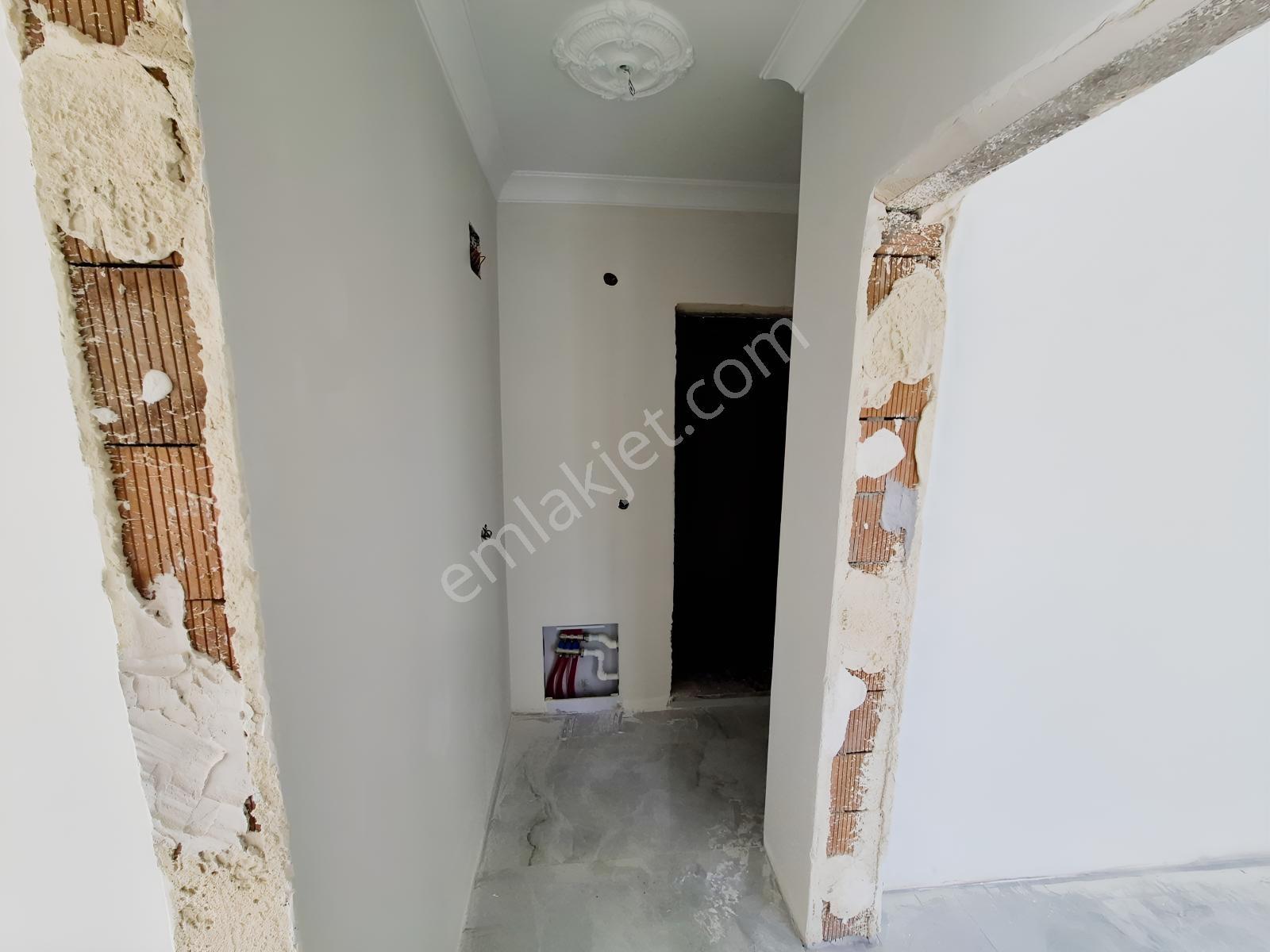 Kartepe'de Site İçerisinde Sıfır Satılık 2+1 Çatı Dubleks — fotoğraf 13